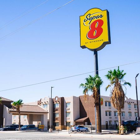 Super 8 By Wyndham Yuma Ξενοδοχείο Εξωτερικό φωτογραφία